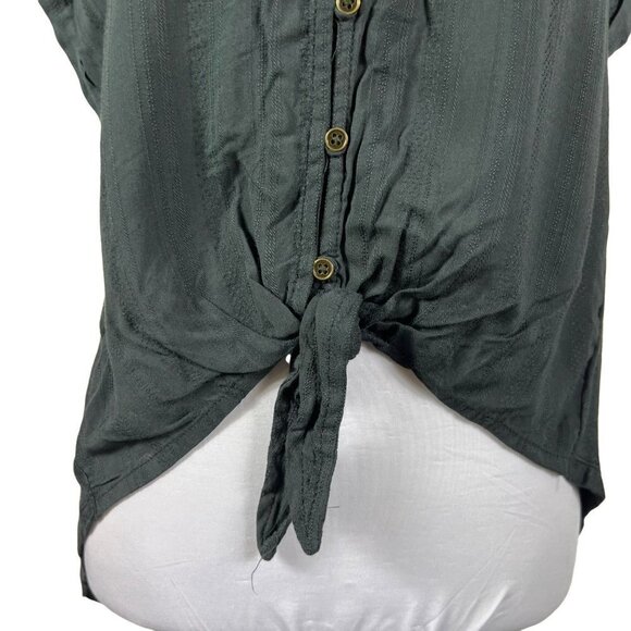 nwt Universal Thread Black Top Button Front Tie Front Short Sleeve size Small - Picture 4 of 11